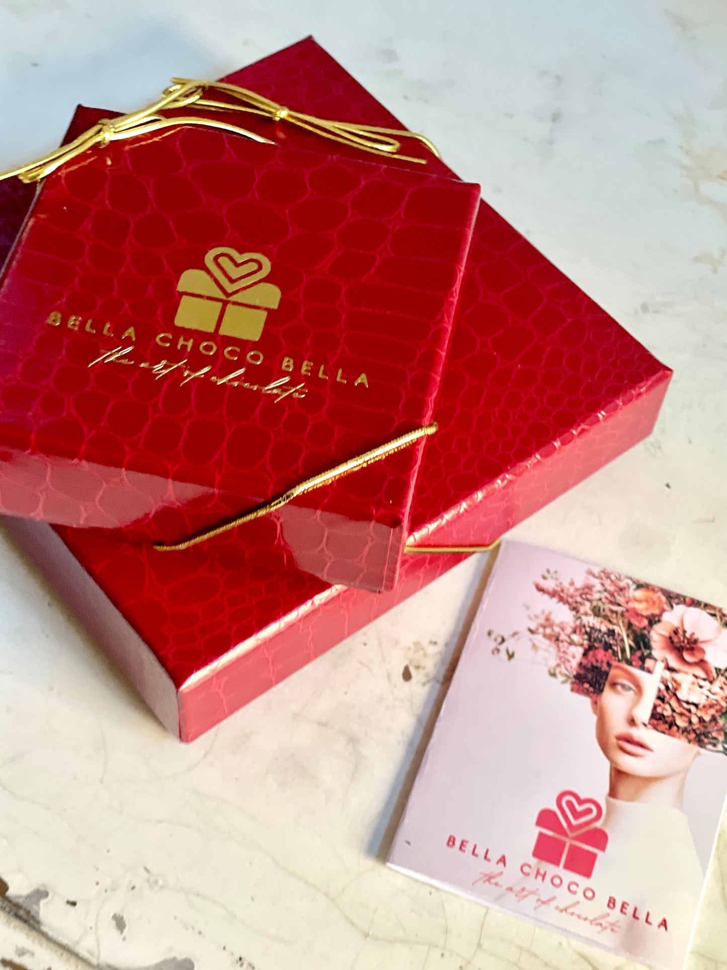 16-Piece Luxury Chocolate Gift Box